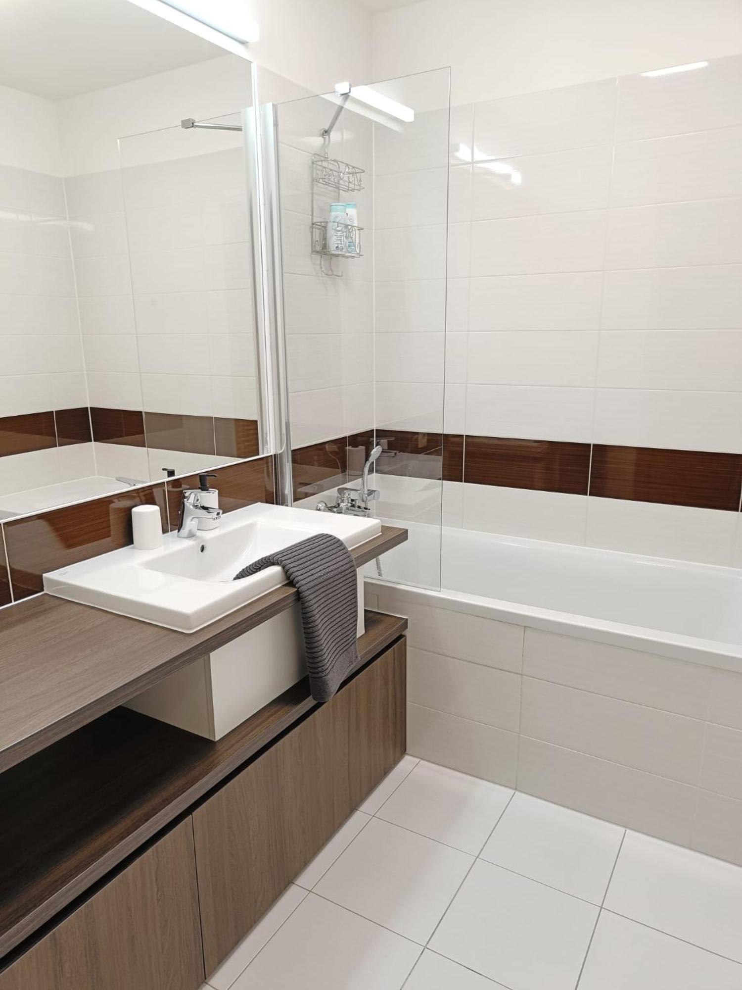 Sag Panorama View 2 Rooms Free Parking Free Wifi Bratislava Bagian luar foto